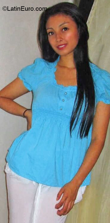 Date this funny Colombia girl Tefy from Cali CO32122