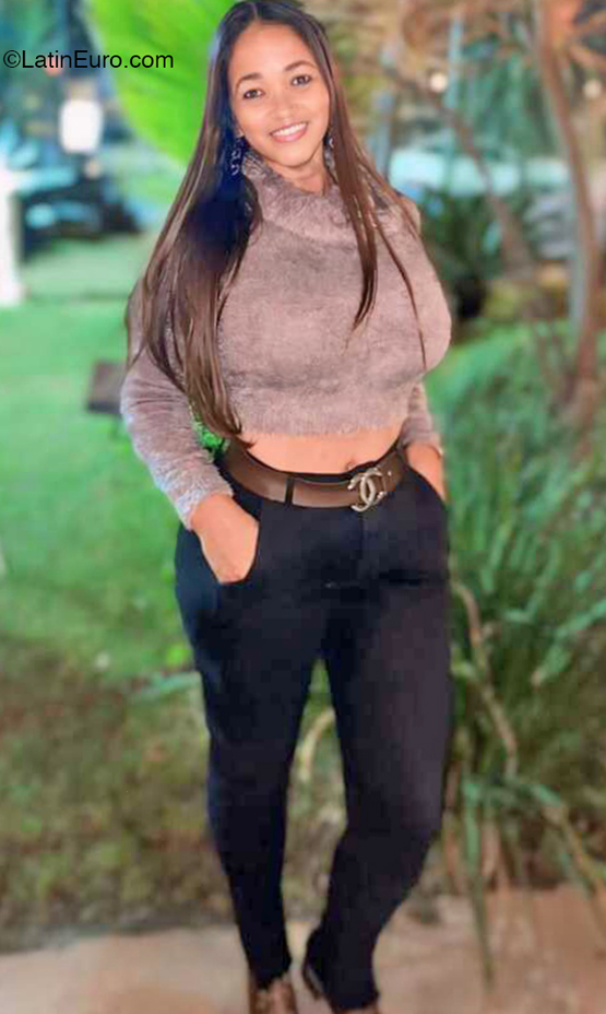 Date this cute Brazil girl Soraia from Contagem BR12239