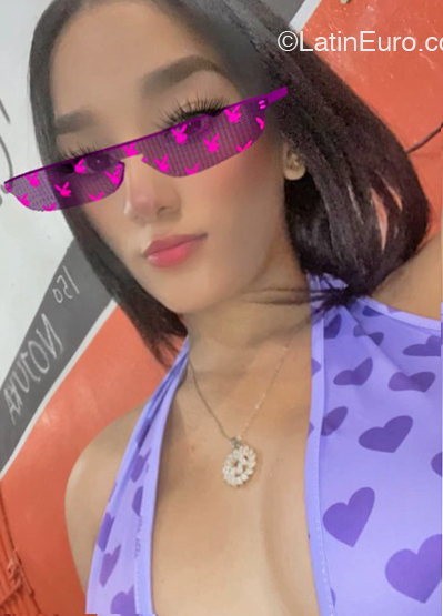 Date this sultry Dominican Republic girl Gata from Santo Domingo DO44909