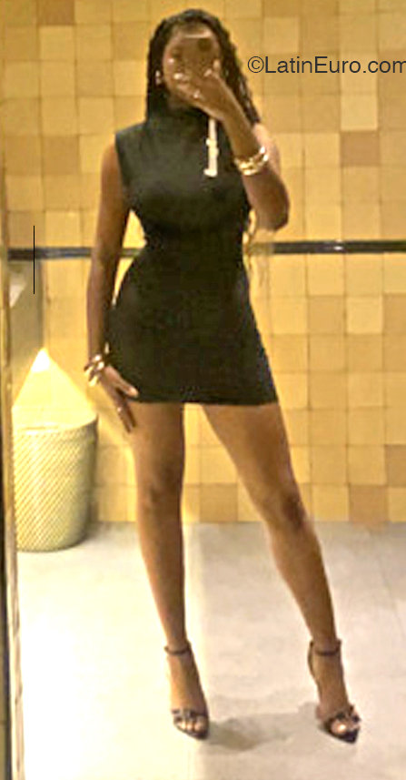 Date this stunning United States girl Mariel from Santo Domingo DO46455