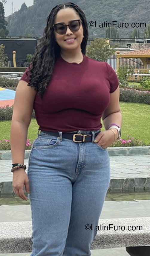 Date this lovely Dominican Republic girl Gio from Santo Domingo DO53536