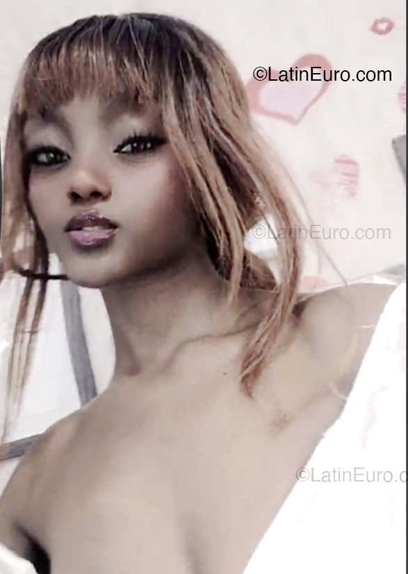 Date this delightful Colombia girl Dayan from Cali CO33103