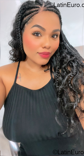 Date this charming Spain girl Gina from Madrid ES918