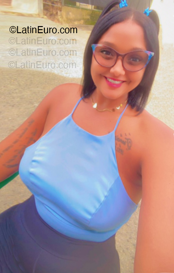 Date this sensual Dominican Republic girl Indi from Puerto Plata DO54940