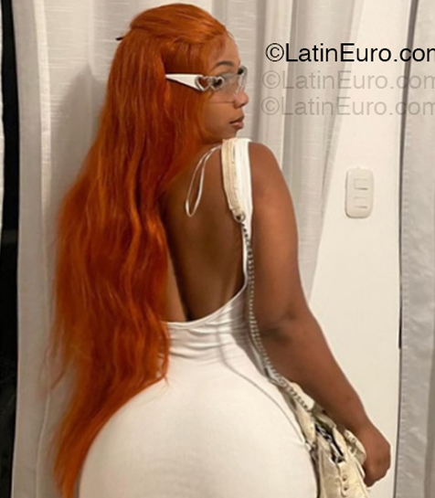 Date this happy Dominican Republic girl Norkelys from Santo Domingo DO56062