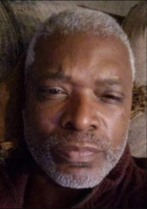 Date this young United States man Luis from Dallas US25027