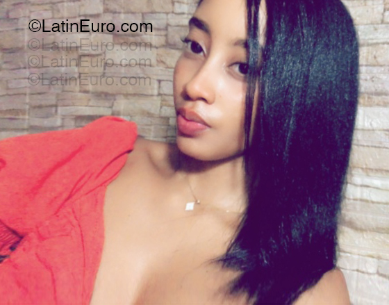 Date this gorgeous Panama girl Ary from Panama PA1417