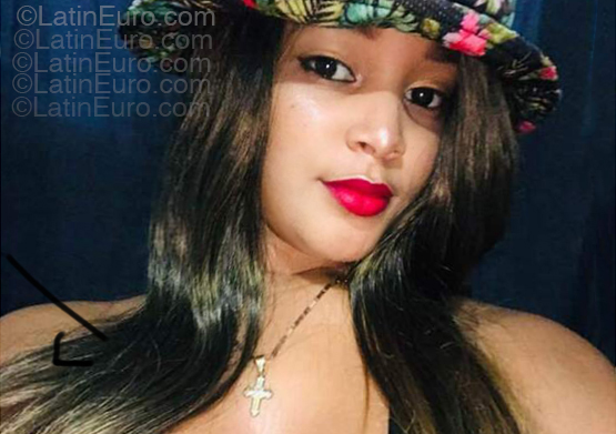 Date this happy Dominican Republic girl Abigail from Santiago DO55209