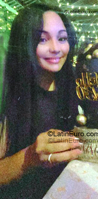 Date this voluptuous Colombia girl Sulgey from Bogota CO33450
