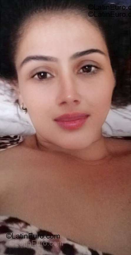 Date this exotic Dominican Republic girl Cami from Bonao DO55334