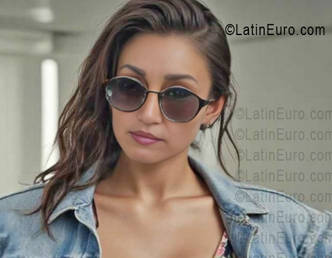 Date this cute Mexico girl Karemy from Guanajuato MX2782