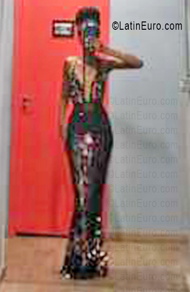 Date this charming Dominican Republic girl Lizzie from Santo Domingo DO55935