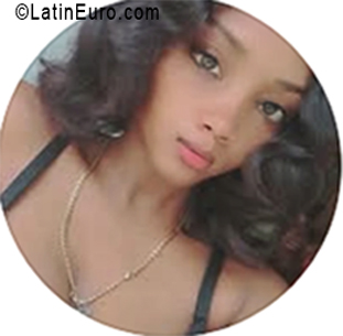 Date this exotic Dominican Republic girl Mara from Santo Domingo DO56136