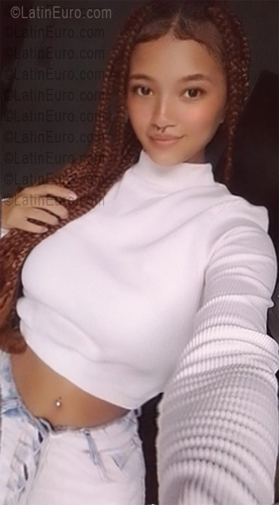 Date this gorgeous Venezuela girl Elimar from San Juan VE5452