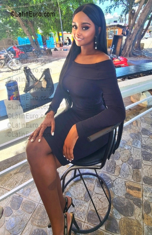 Date this georgeous Dominican Republic girl Miss from Santo Domingo DO56331