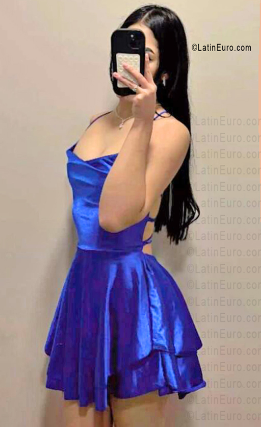 Date this pretty Peru girl Zaida from Lima PE2166