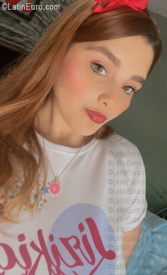 Date this hard body Mexico girl Sofia from Culiacan MX2794