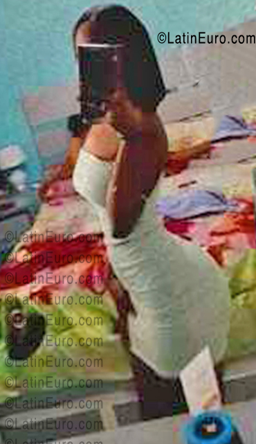 Date this charming Dominican Republic girl Norky from Santo Domingo DO56656