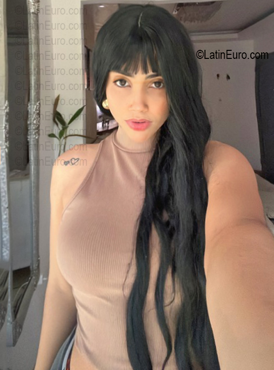 Date this exotic Dominican Republic girl Dulce from Santo Domingo DO56764