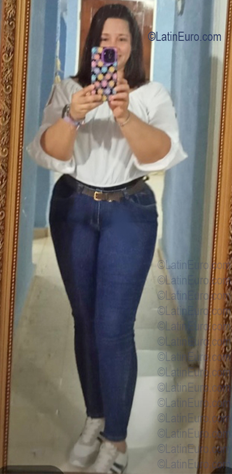 Date this sultry Panama girl Itzel from Panama City PA1440