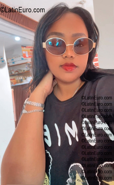 Date this charming Dominican Republic girl Elys from La Vega DO57001
