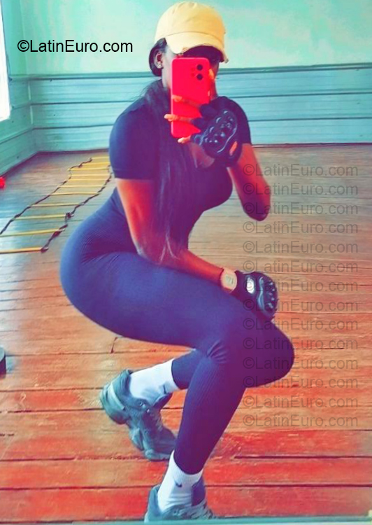 Date this good-looking Dominican Republic girl Liss from La Romana DO57081