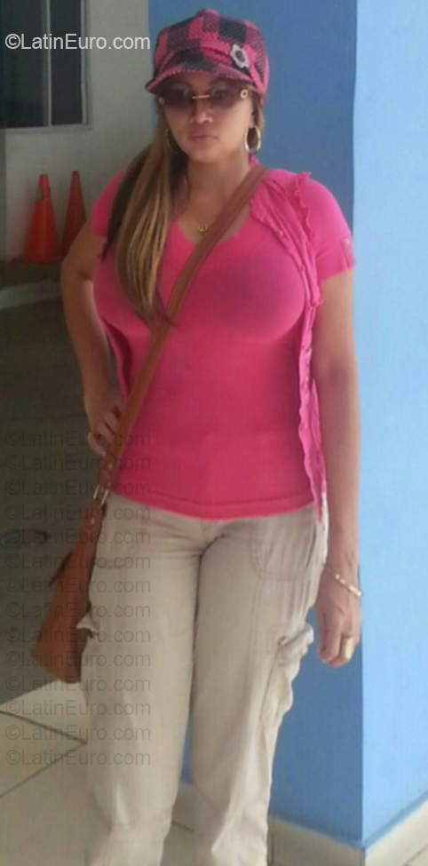 Date this exotic Panama girl Patricia from Panama PA1442
