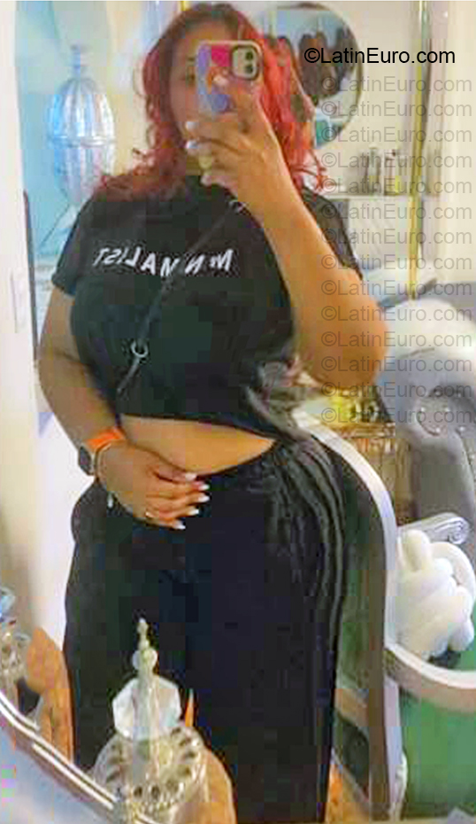 Date this gorgeous Dominican Republic girl Aidelin from Santo Domingo DO57213